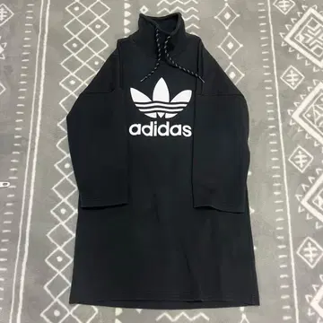 adidas 퍼렐 윌리엄스 콜라보 원피스 하이넥 맨투맨