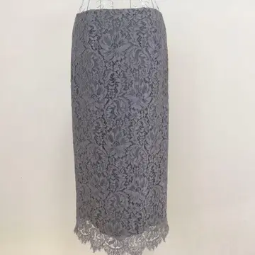 더마 컬렉션 그레이 레이스 타이트 스커트 새상품급