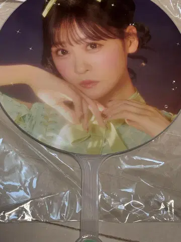 FRUITS ZIPPER 사쿠라이 유이 부채