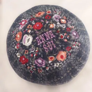 ANNA SUI 새상품 베레모