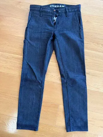 DENHAM 블랙 데님 팬츠