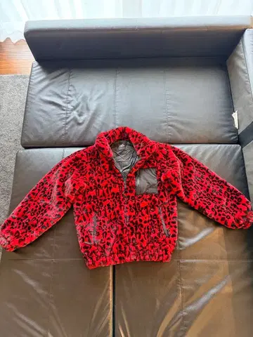 ZARA 빨검 레오파드 무늬 플리스 자켓