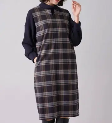 ROCHAS Lelilian plus house 오버롤 스커트 겨울