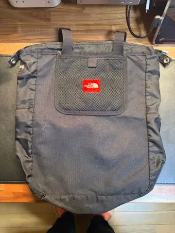 The North Face 블랙 토트백