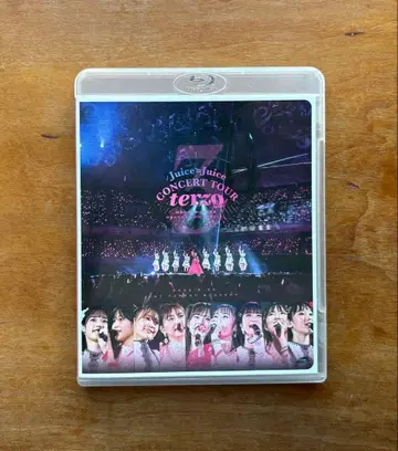 Juice=Juice CONCERT TOUR terza Blu-ray