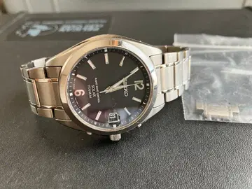 SEIKO 티타늄 전파 솔라 시계 실용품