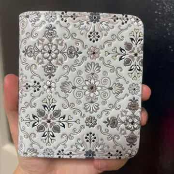 미사용 새상품 아사쿠사 문고 접이식 지갑 실크로드 문고 가죽