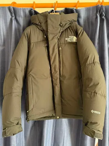 발트로 라이트 자켓