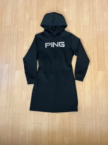 PING 후드 부착 원피스 블랙 M 새상품급