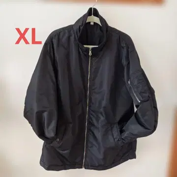 UNIQLO MA-1풍 하프 자켓 블랙