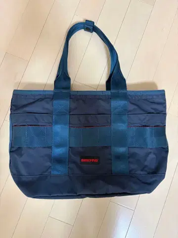 새상품급 BRIEFING DISCRETE TOTE MW 네이비