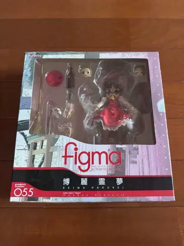 figma 하쿠레이 레이무 055 피규어