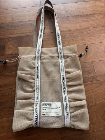 메쉬 토트백 베이지