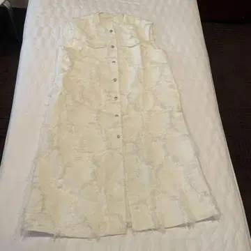 화이트 슬리브리스 셔츠 원피스 벌스데이 바쉬