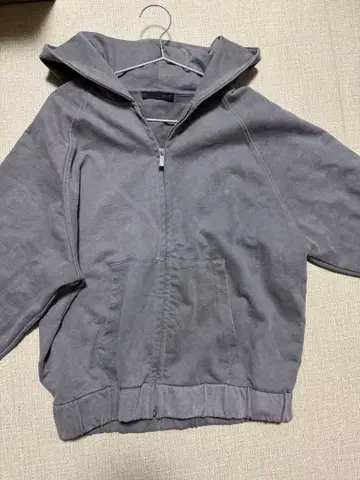 ZARA 지퍼 후드티s