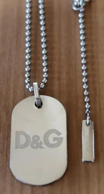 D&G 도그택 목걸이