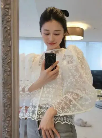 bibiy DALLIA FLOWER TOP 상의