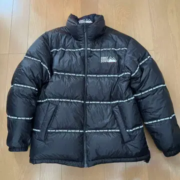 FIRST DOWN 블랙 다운 자켓 리버서블