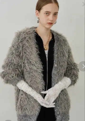 yae 2way 글리터 페더 니트 가디건 택 포함 새상품 그레이