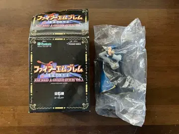 파이어 엠블렘 성전의 계보 트레이딩 피규어 시구르드