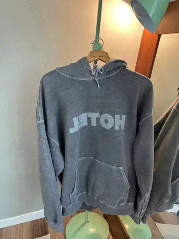 호텔이라는 이름의 미용실 HOTEL x 산겐자야US 콜라보 후드티 XL