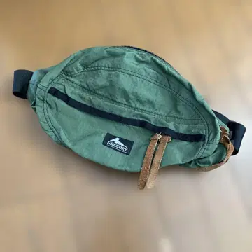 GREGORY 그린 바디백 미국제