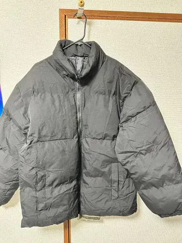 블랙 다운 자켓 (수납 봉투 포함)