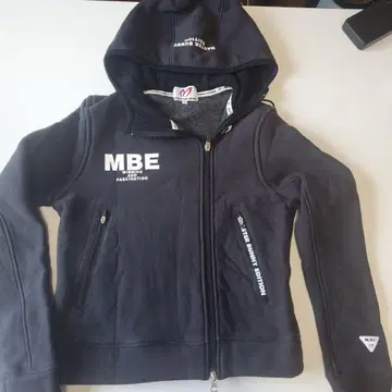 MASTER BUNNY EDITION 후드티 사이즈 1