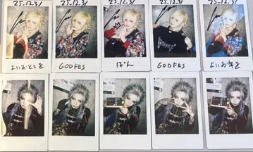 GODFES Azavana 폴라로이드