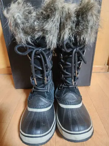 SOREL JOAN OF ARCTIC 블랙 부츠 7