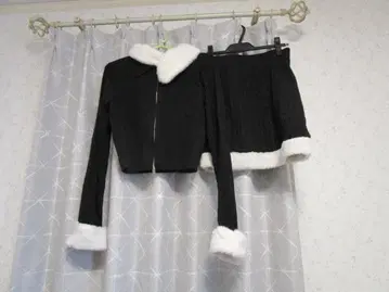 ROYAL PARTY 퍼 부착 더블 ZIP 케이블 라메 니트 셋업