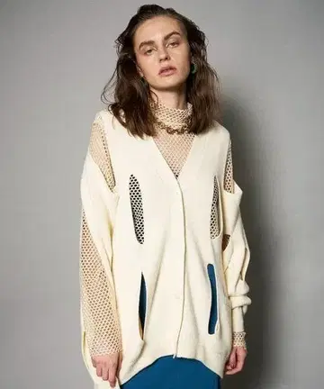 MAISON SPECIAL 빅 슬래시 니트 가디건