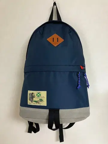 walk about 토요오카카반 네이비 백팩