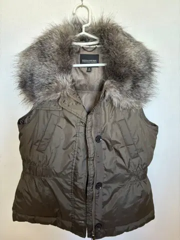 BANANA REPUBLIC 퍼 트리밍 베스트 M 카키