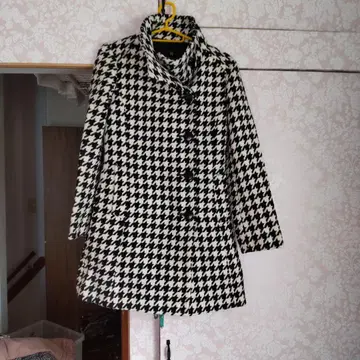 Vigny 하운드 투스 패턴 체스터 코트