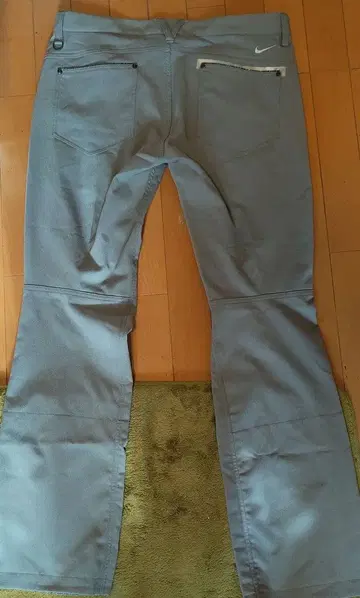Nike 그레이 플레어 골프 팬츠