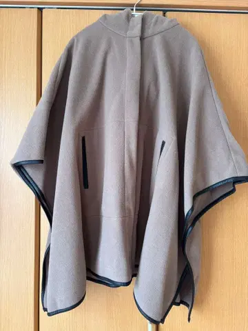 LEPSIM ] 새상품급 파이핑 판초 코트 모카