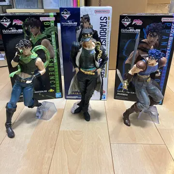 죠죠의 기묘한 모험 피규어 3체 세트