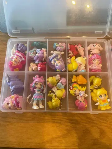 프리큐어 피규어와 비즈 액세서리 세트