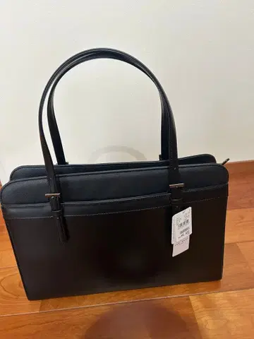 LES MUES 백 취업 AOKI