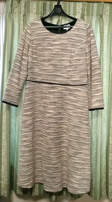 엠마 제임스 무릎 기장 원피스 11호