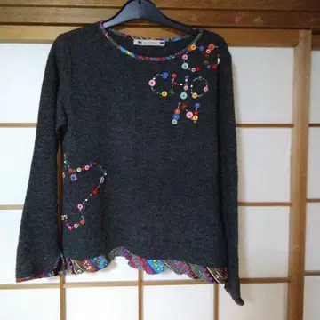 알베로베로의 니트 스웨터