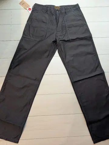 스튜디오 다치산 페인터 팬츠