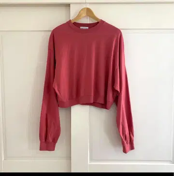 더 뉴하우스 톰보이 스웨트 셔츠 레드 새상품급