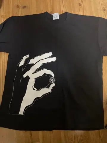 XL 텐더로인 핸드사인 티셔츠