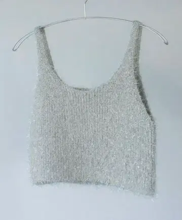 미사용 새상품 완판템 라메 니트 뷔스티에