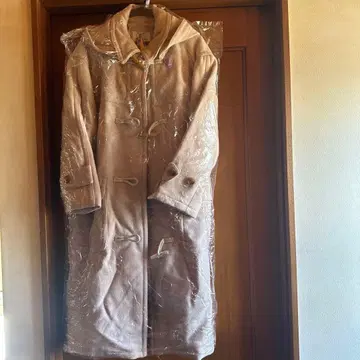 새상품급 클리닝 완료! 베이지 후드 부착 더플 코트