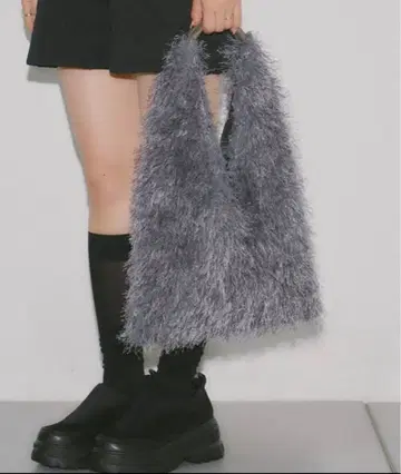 [ 새상품 미사용 ] 프린지 보아 트라이앵글 BAG 그레이