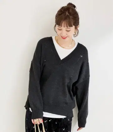 B.C STOCK 베이세이 스톡 딥 V넥 데미지 니트 그레이