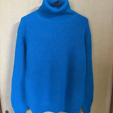 HARE 파란색 스웨터 S 사이즈